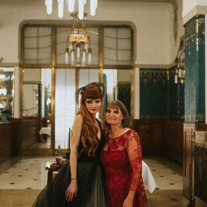 Meet your Posher, Donna